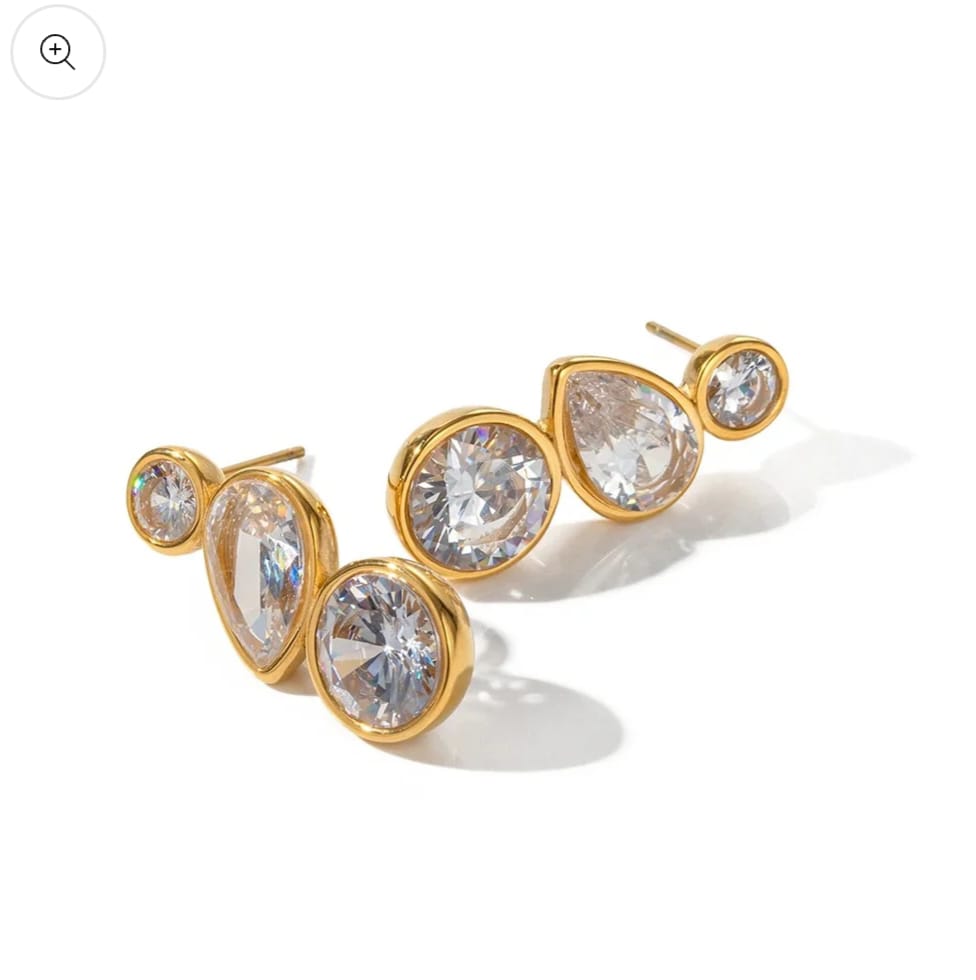 Crystal Cuddle Earings