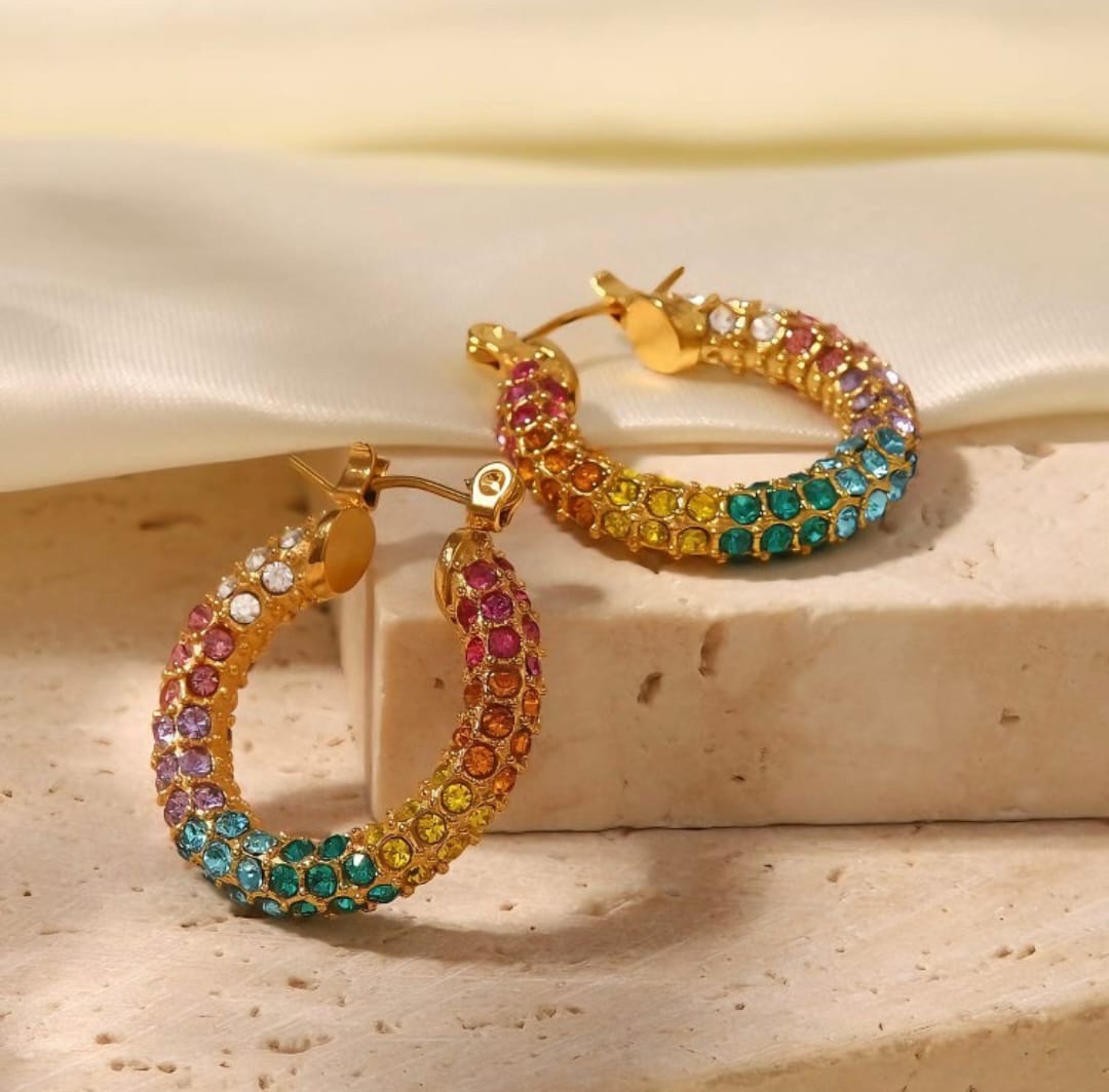 Multi studed hoops