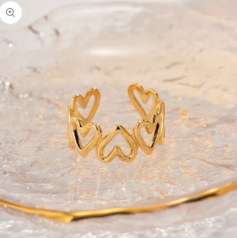 HEART RING