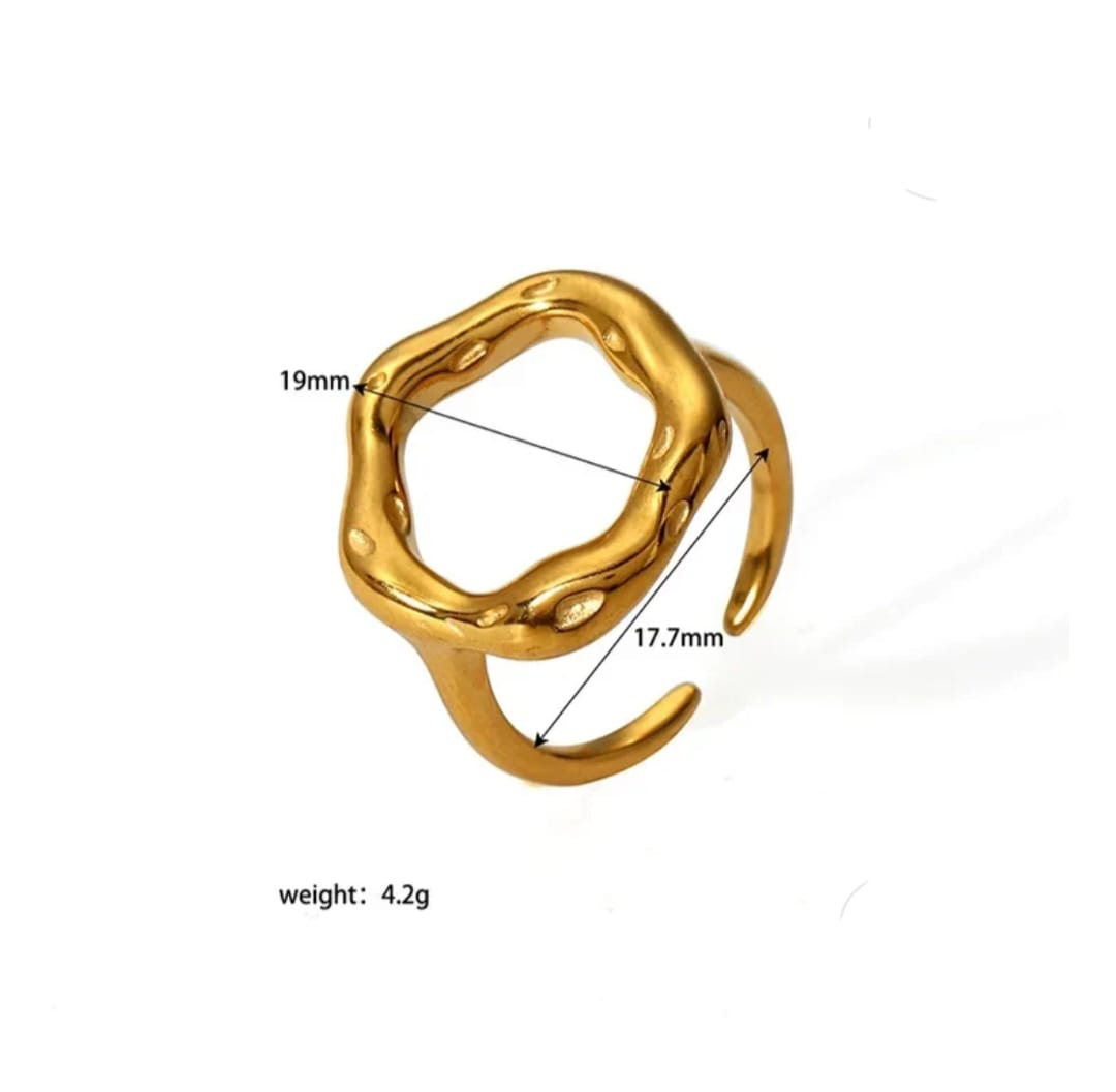CIRCLE HOLLOW RING