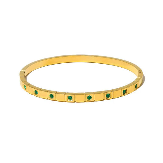 EMERLD STUDDED CUFF