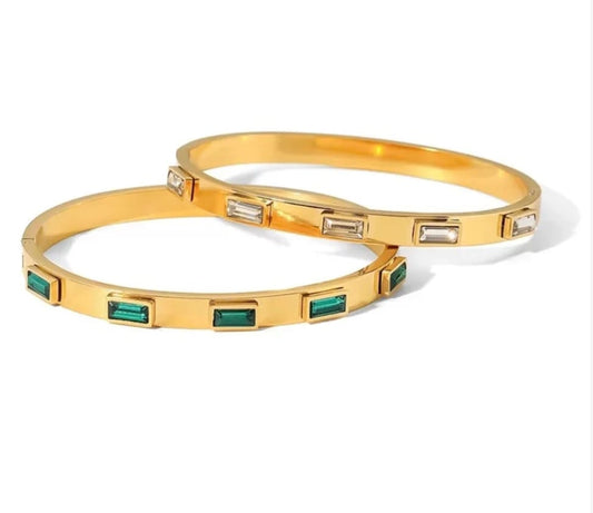 EMERLD HANDCUFF