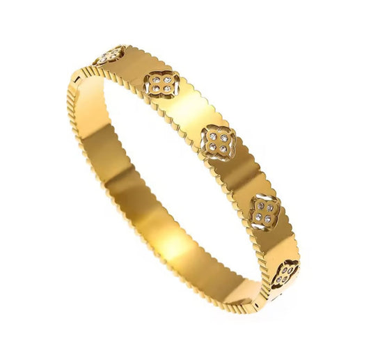ADELE CUFF