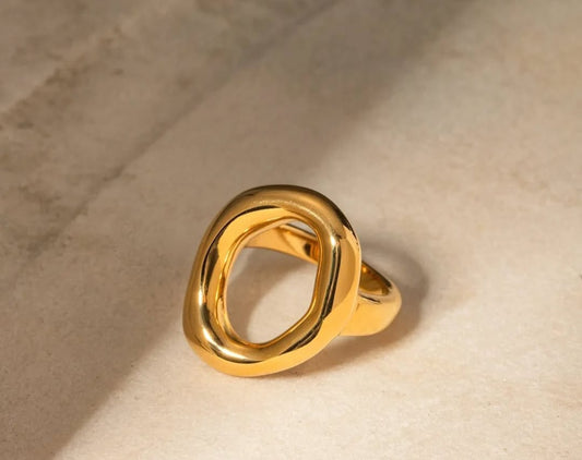 OVAL HOLLOW RING