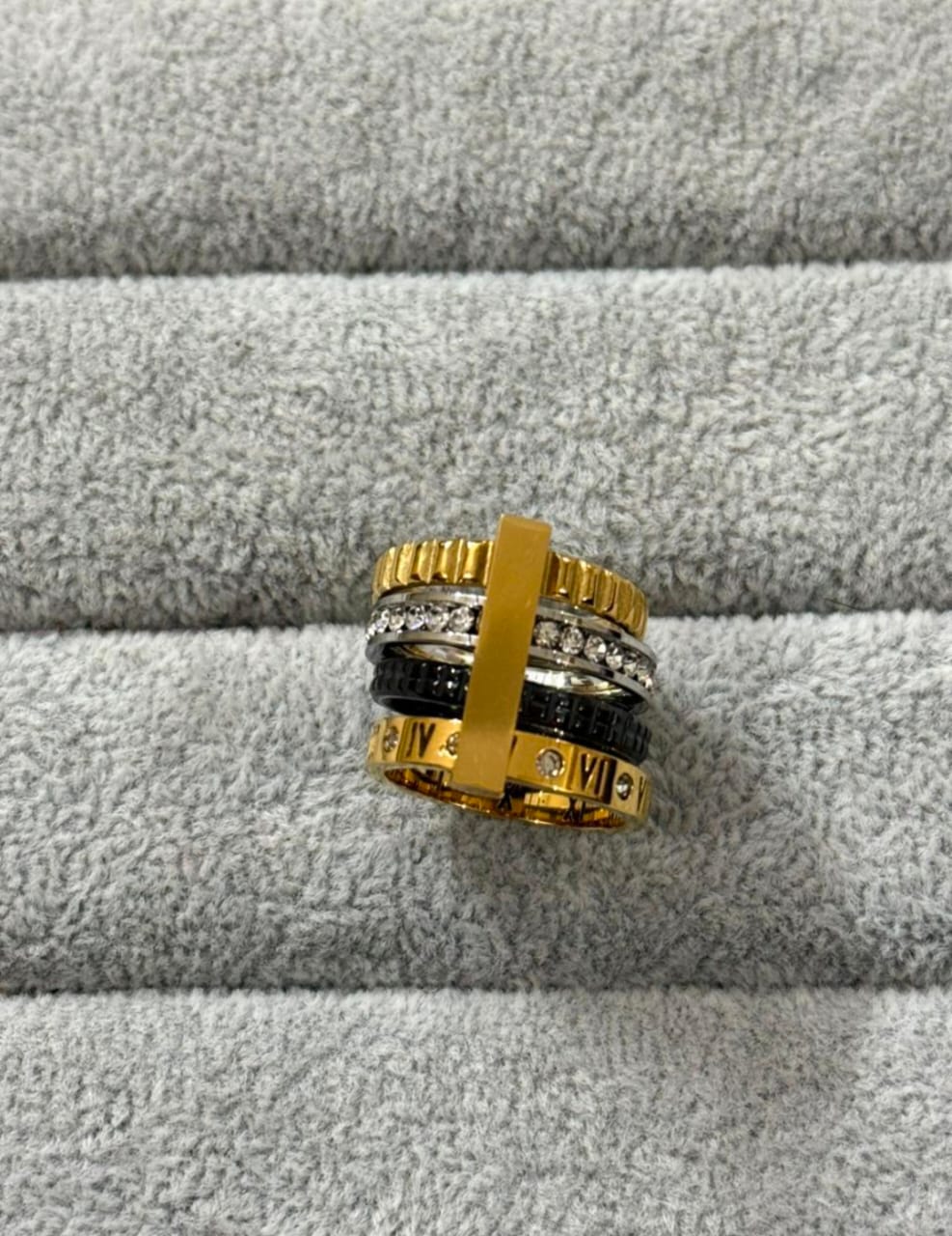 QUADROLOGY RING