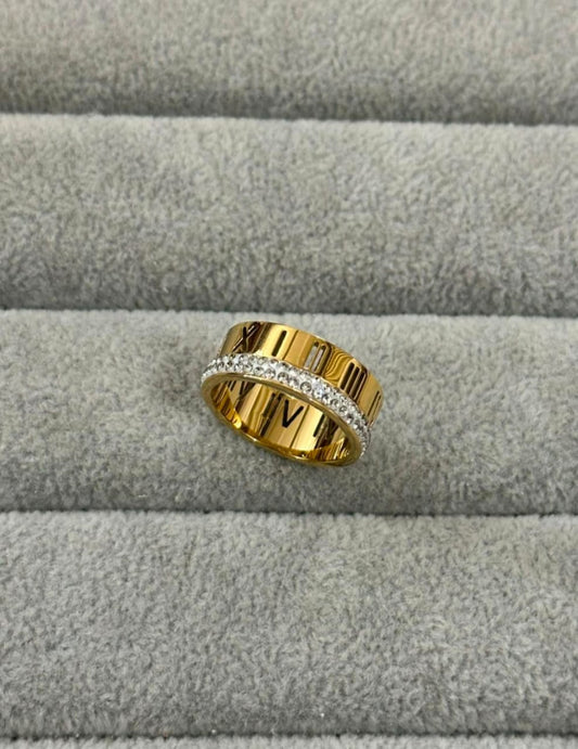 ROMAN RING