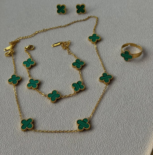 GREEN CLOVE SET