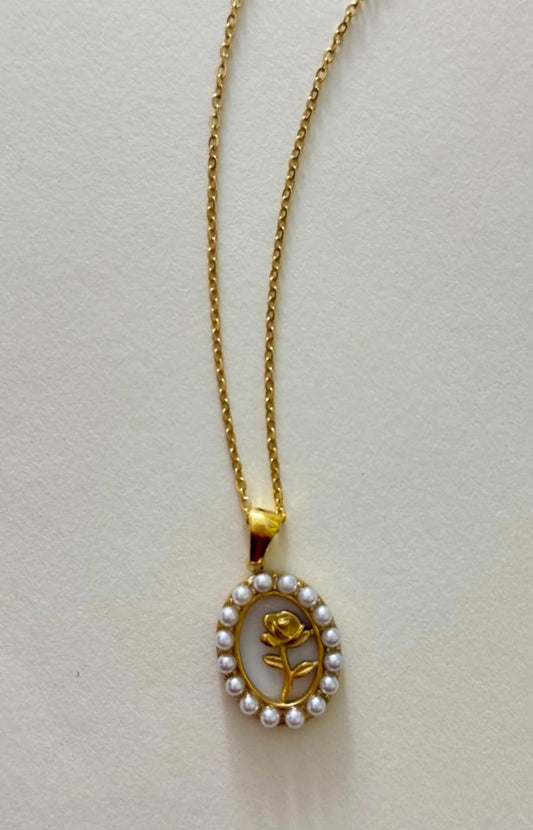 FLORAL PENDENT