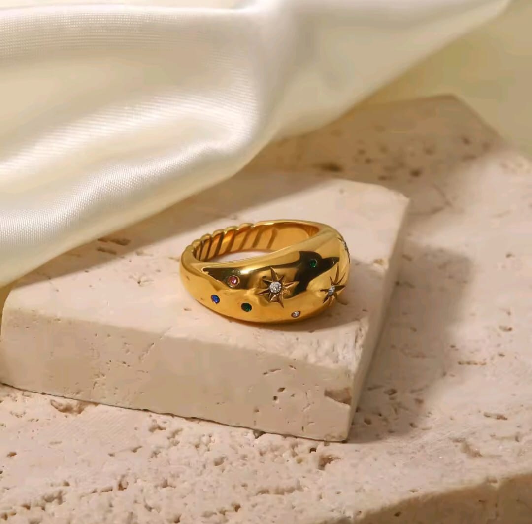 MULTI STONE RING