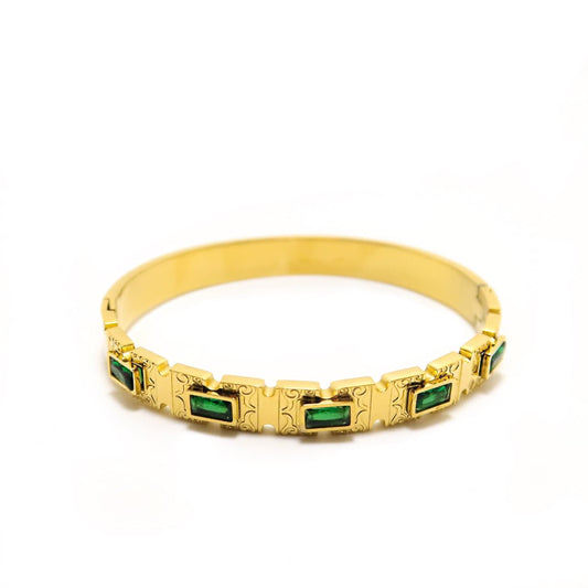 TEXTURE EMERLD HANDCUFF